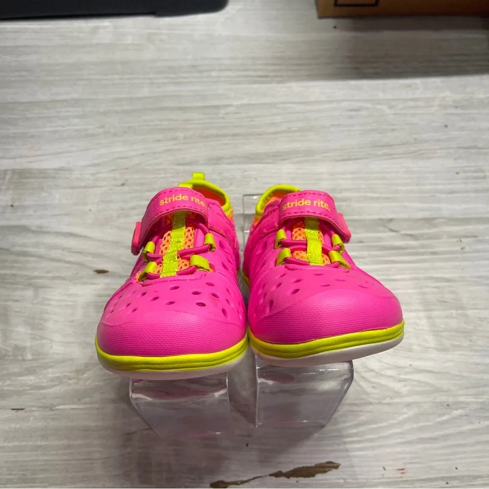 Stride Rite Made 2 Play Phibian Neon Pink Yellow Rubber Slip On Girls size 5